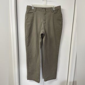 Womens Lee Khakis in taupe. Size 16